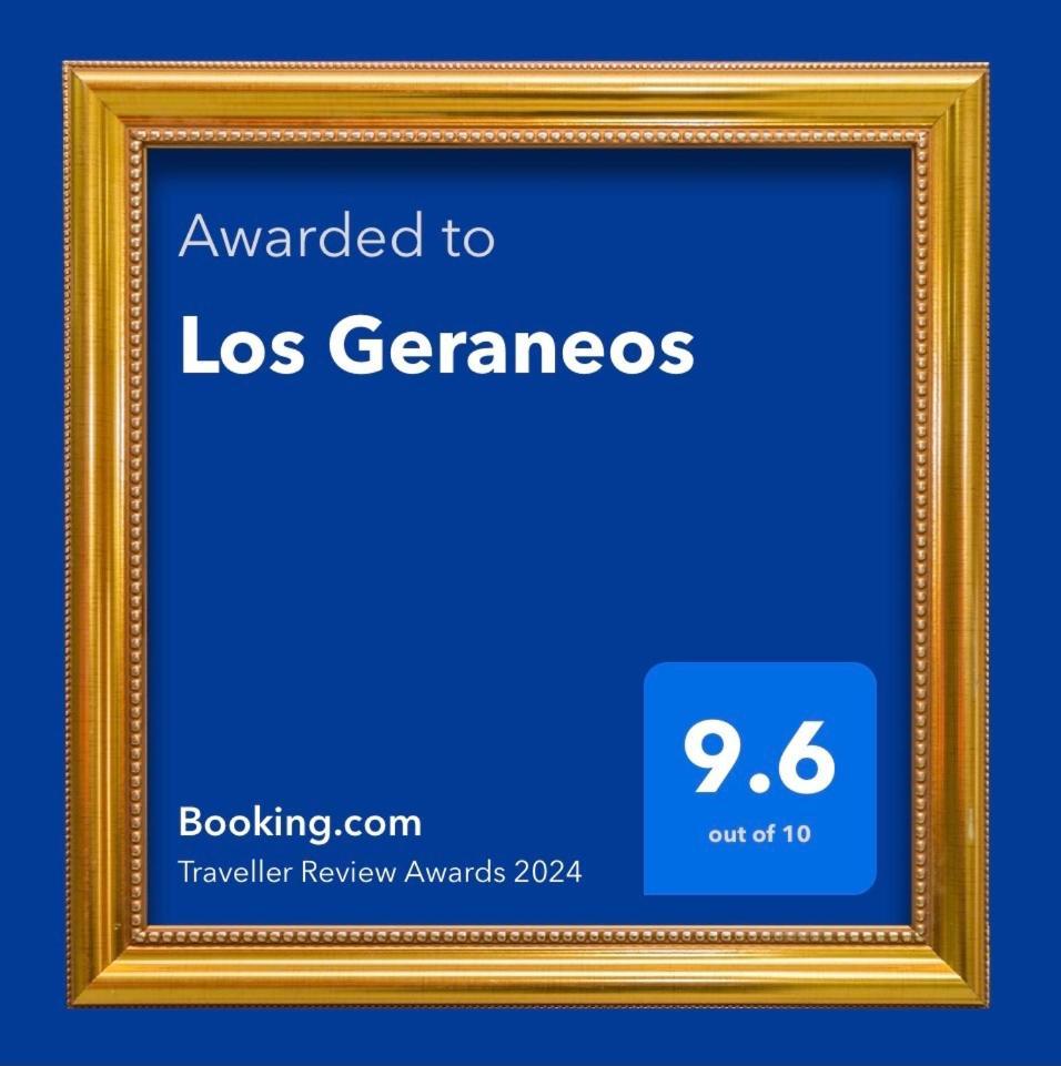 Los Geraneos アギラス エクステリア 写真